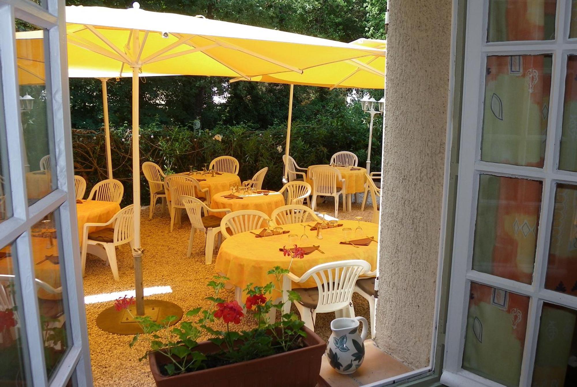 וילקרוז Human Hotel Restaurant Park מראה חיצוני תמונה